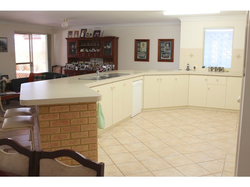 10 Willow Court, Strathalbyn WA 6530