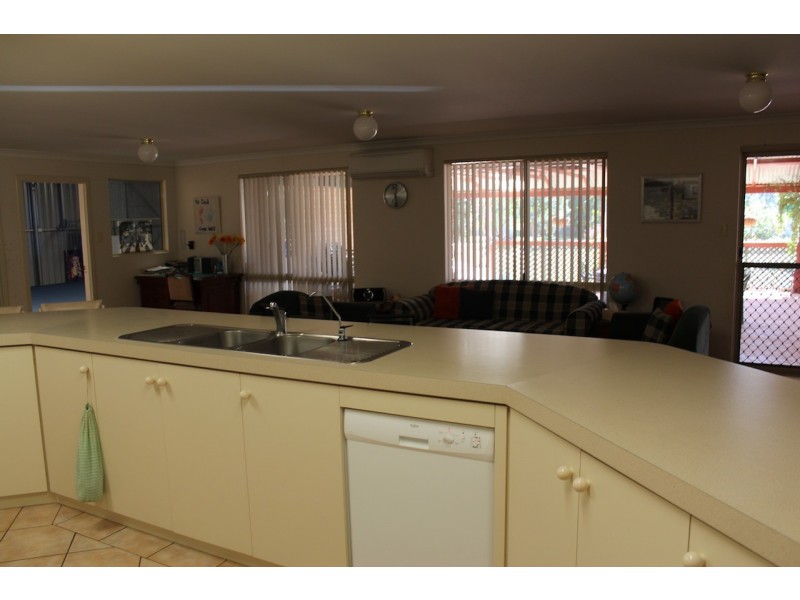 10 Willow Court, Strathalbyn WA 6530