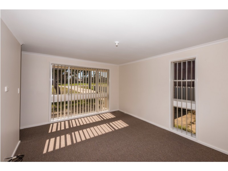 18 Adelaide Street, Waggrakine WA 6530