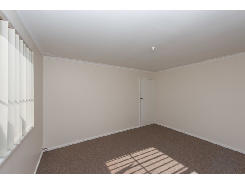 18 Adelaide Street, Waggrakine WA 6530