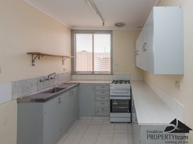 211 Fourth Street, Wonthella WA 6530