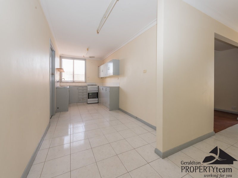 211 Fourth Street, Wonthella WA 6530