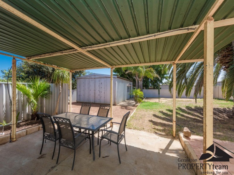 211 Fourth Street, Wonthella WA 6530