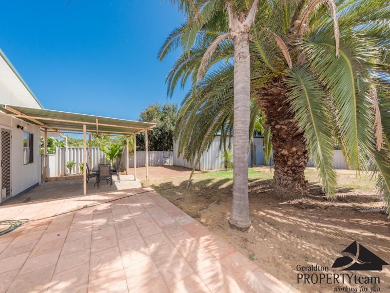 211 Fourth Street, Wonthella WA 6530