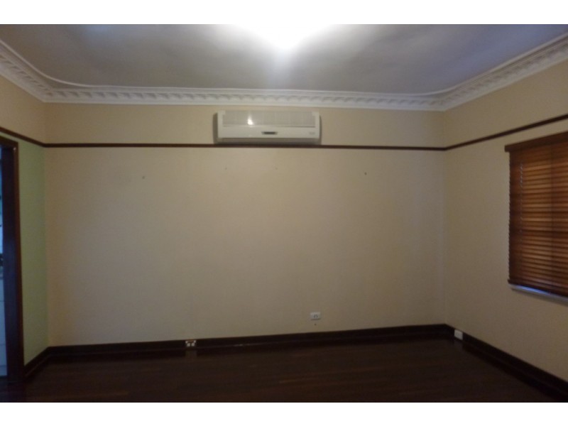 259 Fifth Street, Wonthella WA 6530