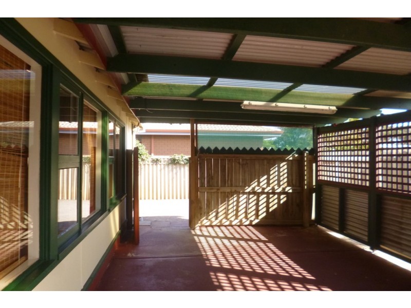 259 Fifth Street, Wonthella WA 6530