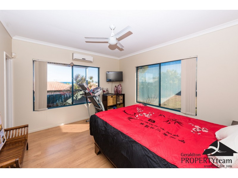 10 Turban Court, Wandina WA 6530