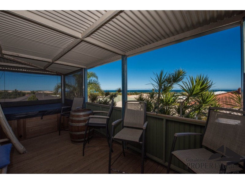 10 Turban Court, Wandina WA 6530