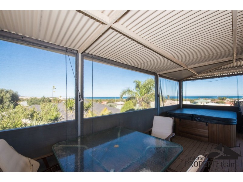 10 Turban Court, Wandina WA 6530