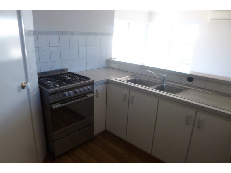 13 Mildwaters Place, Mount Tarcoola WA 6530