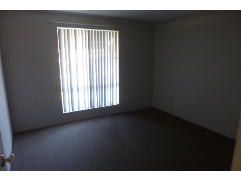 13 Mildwaters Place, Mount Tarcoola WA 6530