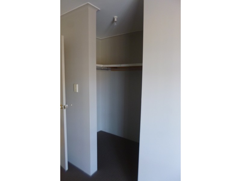 13 Mildwaters Place, Mount Tarcoola WA 6530