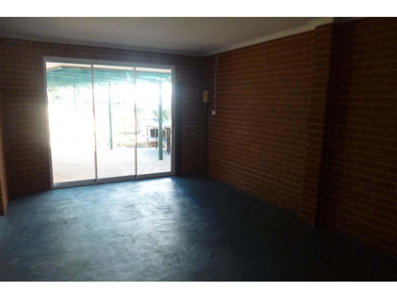 13 Mildwaters Place, Mount Tarcoola WA 6530