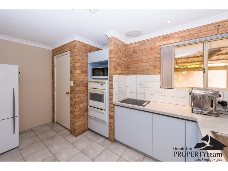 30 Hillview Drive, Drummond Cove WA 6532