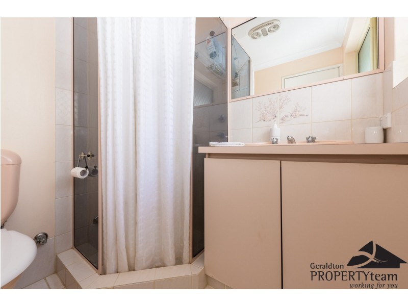 30 Hillview Drive, Drummond Cove WA 6532