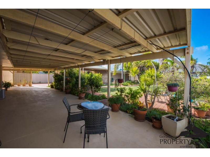 30 Hillview Drive, Drummond Cove WA 6532