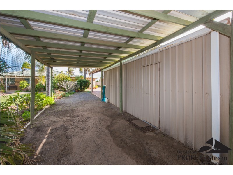 30 Hillview Drive, Drummond Cove WA 6532