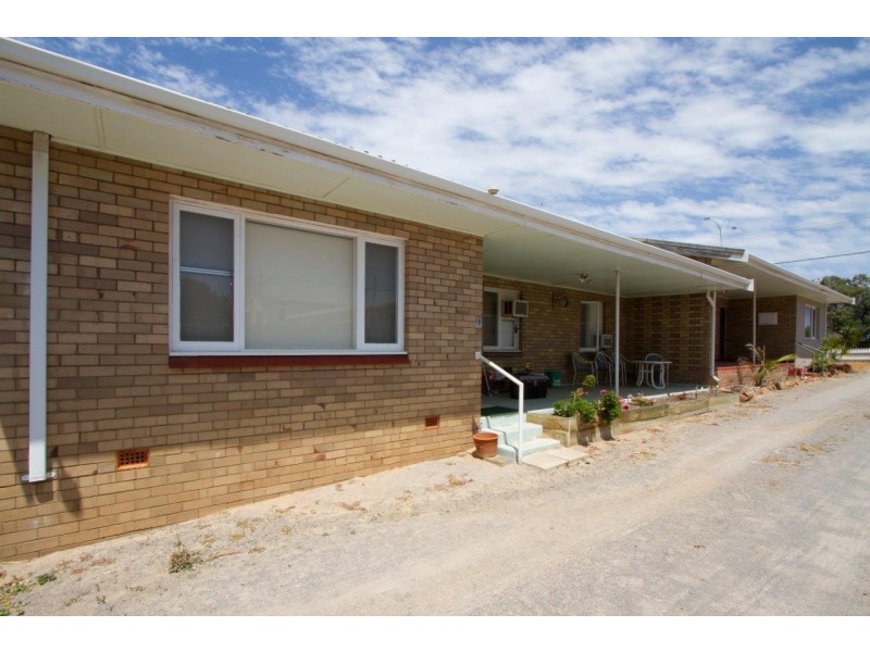 121 Cathedral Avenue, Geraldton WA 6530