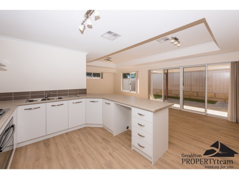 7/27 Stroud Street, Beachlands WA 6530