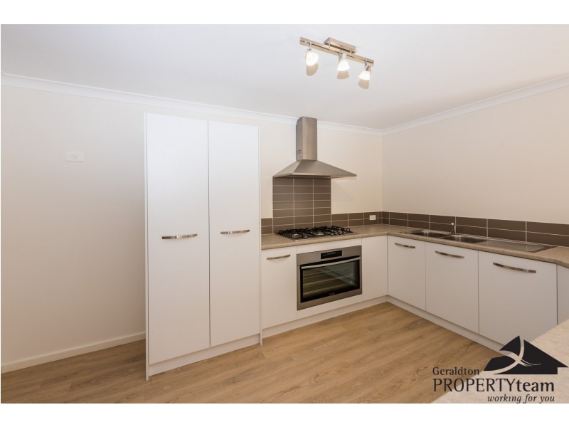7/27 Stroud Street, Beachlands WA 6530