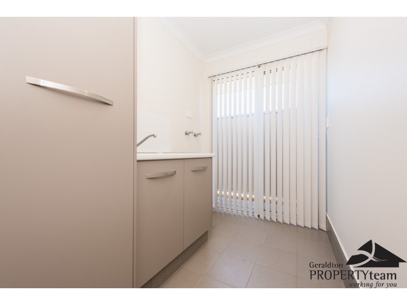 7/27 Stroud Street, Beachlands WA 6530