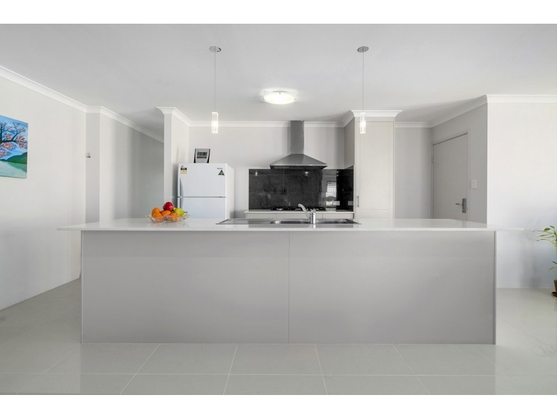 15 Flavio Crescent, Wandina WA 6530