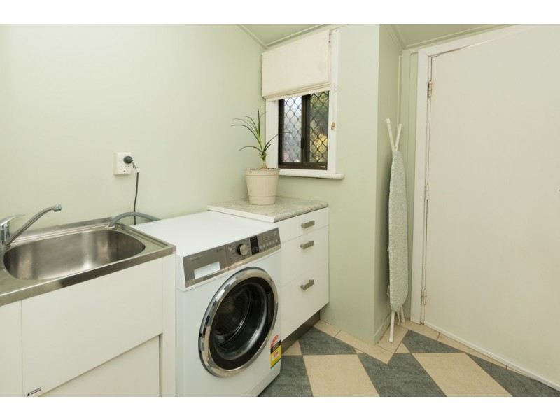 200 Evans Street, Beachlands WA 6530