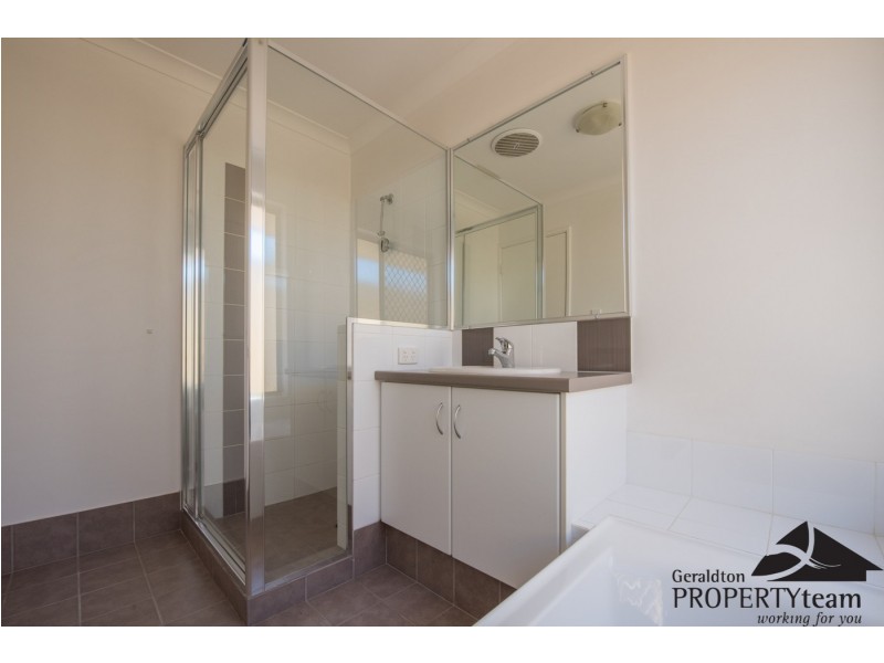 19 Barnacle Road, Drummond Cove WA 6532