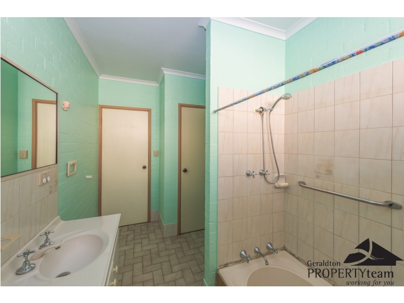 5 Reilly Road, Wonthella WA 6530