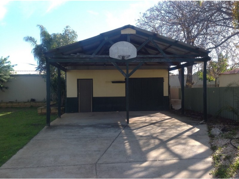 237 Fourth Street, Wonthella WA 6530