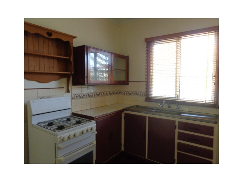 237 Fourth Street, Wonthella WA 6530