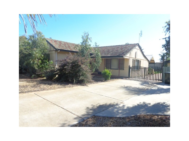 237 Fourth Street, Wonthella WA 6530