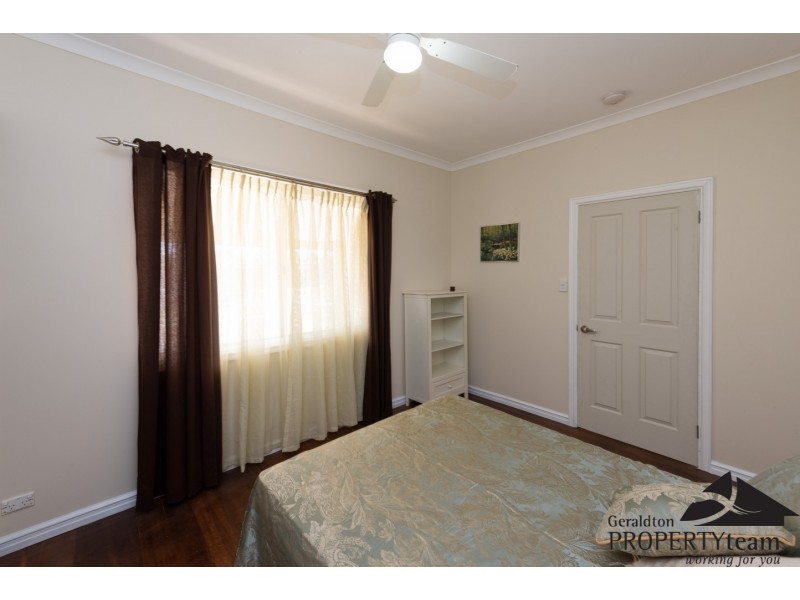 30 Whitfield Street, Beachlands WA 6530