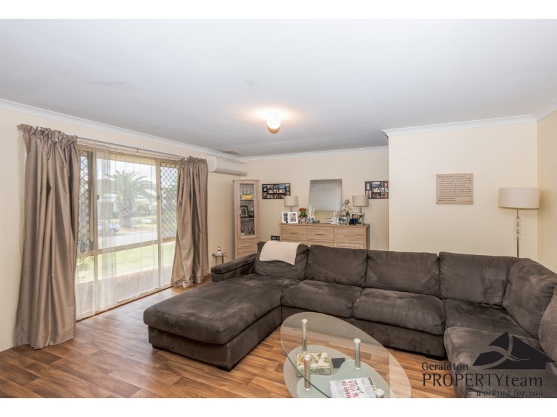 26 Seaview Boulevard, Wandina WA 6530