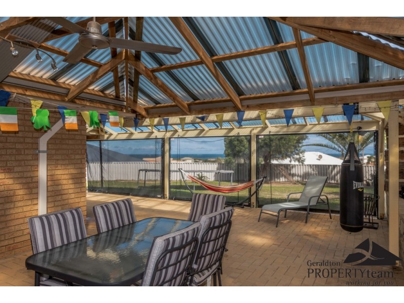26 Seaview Boulevard, Wandina WA 6530