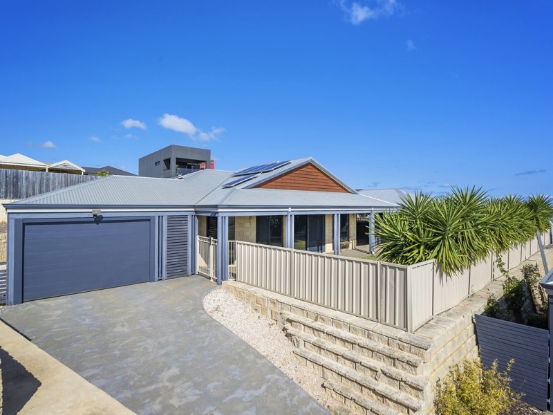 4B Beacon Rise, Wandina WA 6530