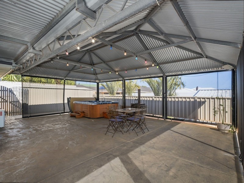 4B Beacon Rise, Wandina WA 6530