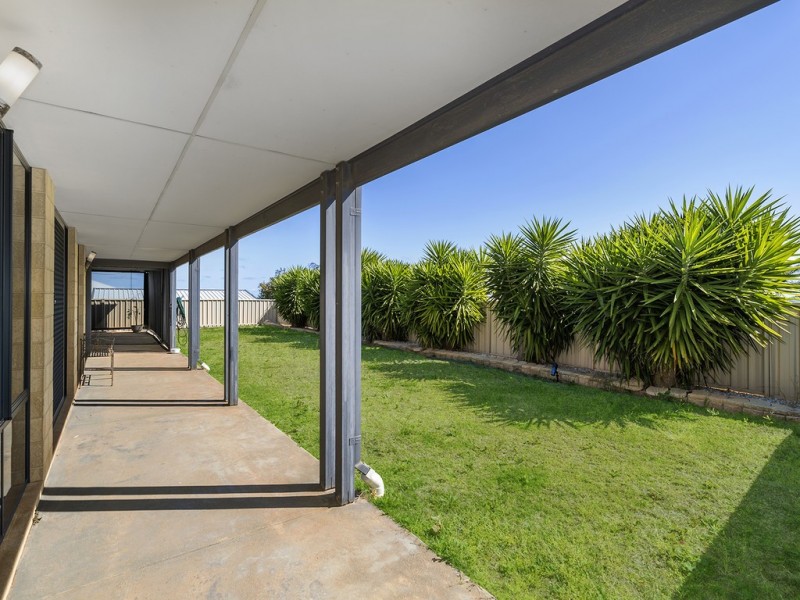 4B Beacon Rise, Wandina WA 6530