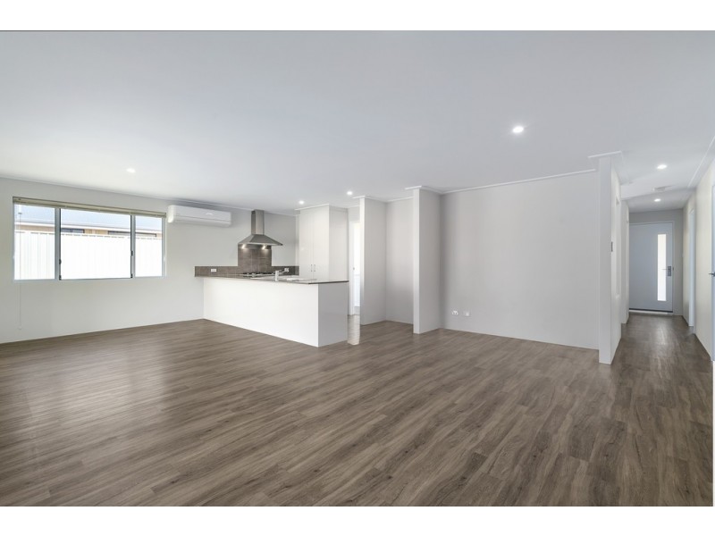 13 Beachcomber Hill, Glenfield WA 6532