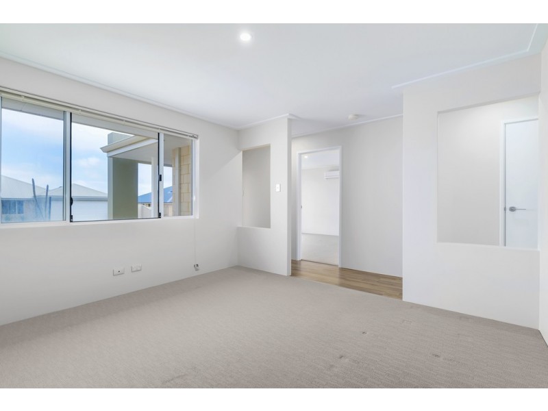 13 Beachcomber Hill, Glenfield WA 6532