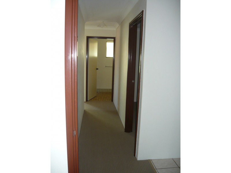 3/8 Weeks Court, Rangeway WA 6530