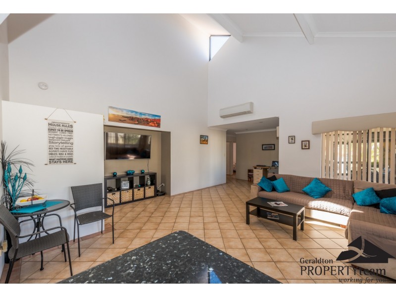 48 Barrett Drive, Wandina WA 6530