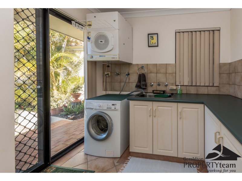 48 Barrett Drive, Wandina WA 6530