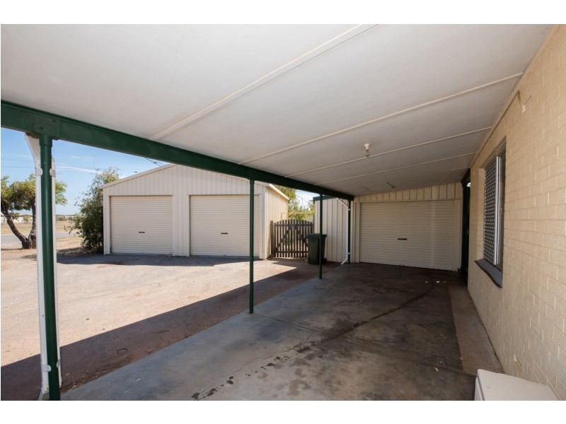 2 Woodman Street, Utakarra WA 6530