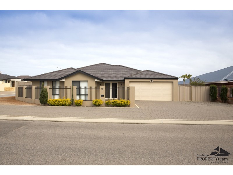 19 Awanui Street, Wandina WA 6530