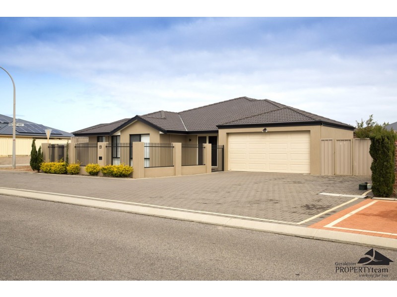 19 Awanui Street, Wandina WA 6530
