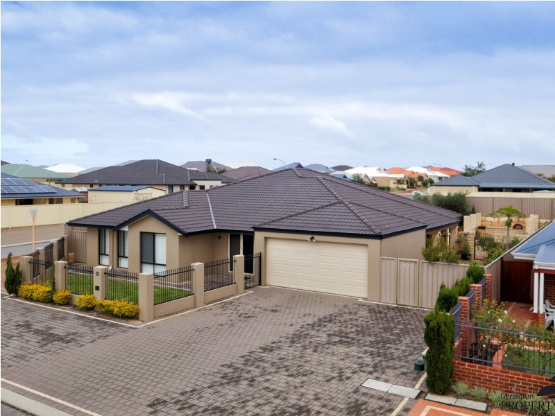 19 Awanui Street, Wandina WA 6530