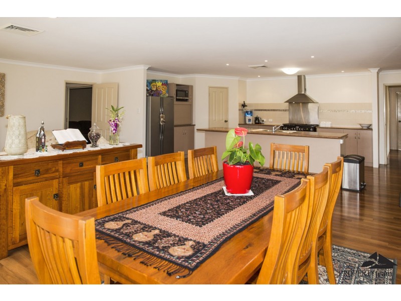 19 Awanui Street, Wandina WA 6530