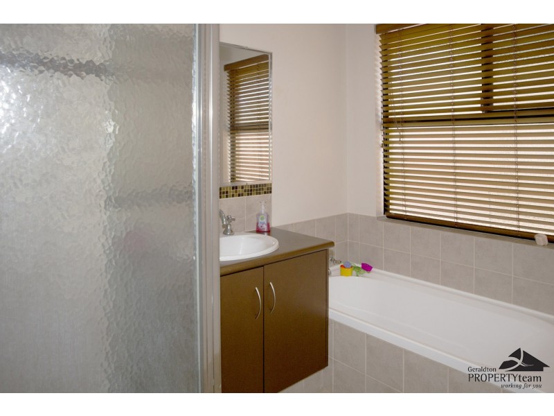 19 Awanui Street, Wandina WA 6530