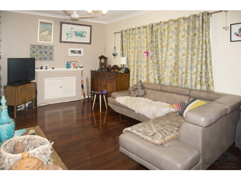 9 Whitfield Street, Beachlands WA 6530